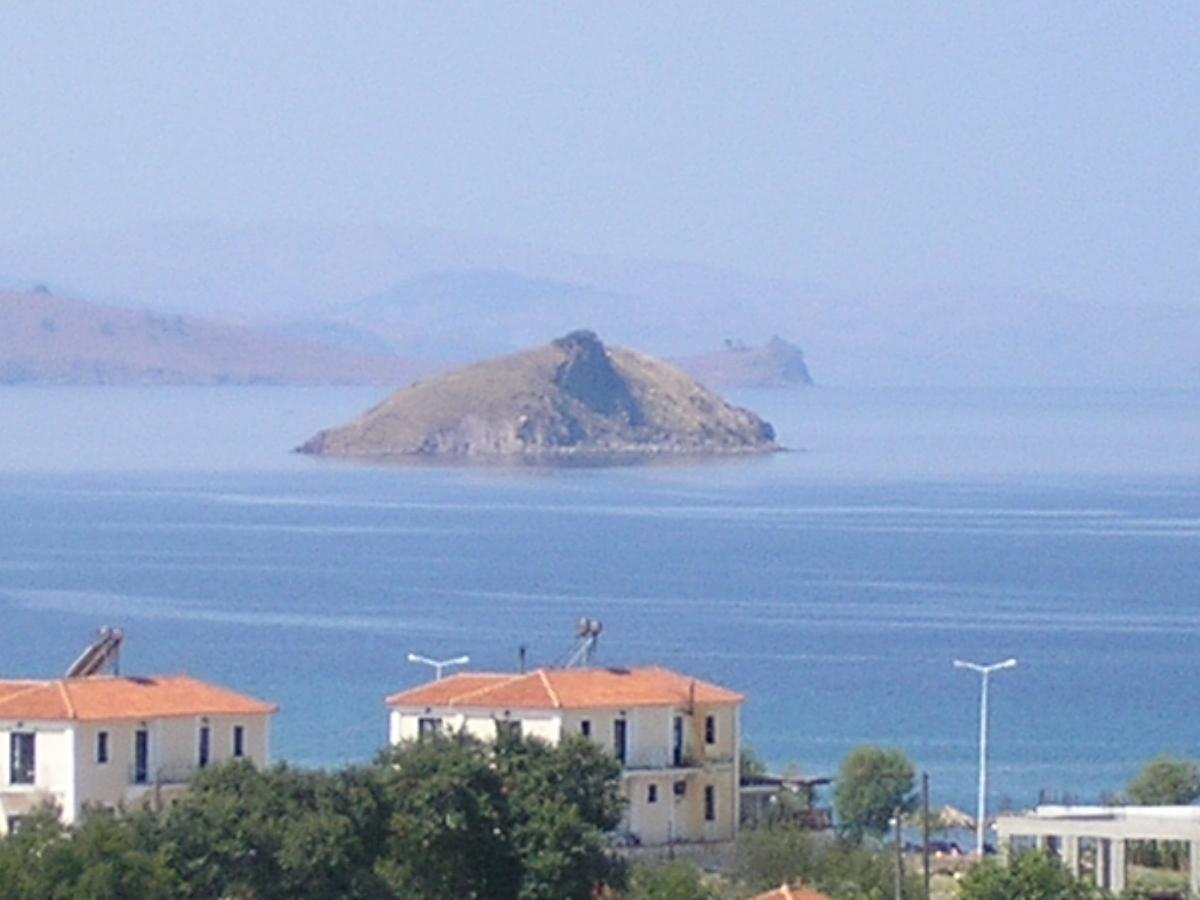 Troyan Hill Villa Petra (Lesbos)